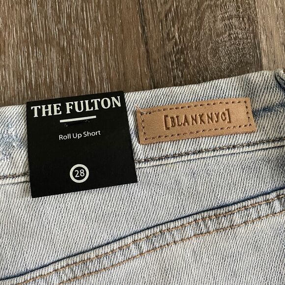 NWT Blank NYC The Fulton Roll Up Short Jean Shorts - Size: 28 - Picture 5 of 6